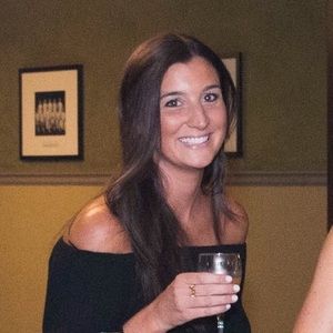 Meet your Posher, Elizabeth